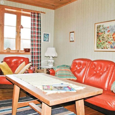 Cozy Home In Uddevalla With Wifi Häljebol Eksteriør billede