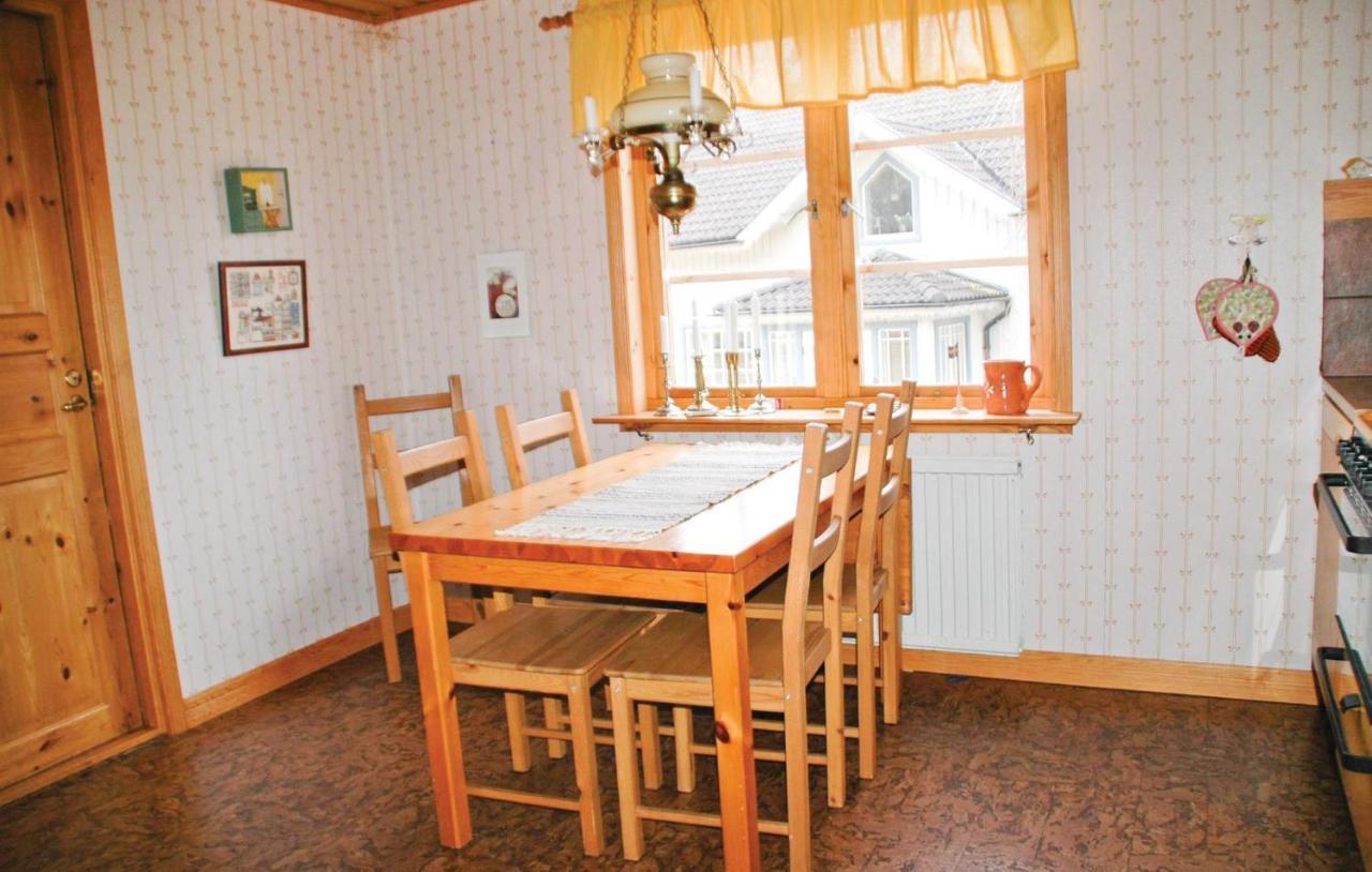 Cozy Home In Uddevalla With Wifi Häljebol Eksteriør billede