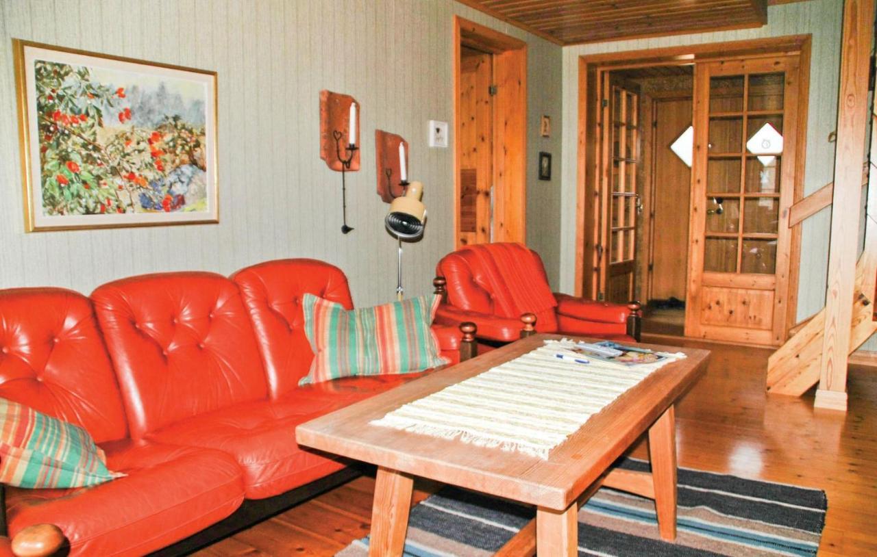 Cozy Home In Uddevalla With Wifi Häljebol Eksteriør billede