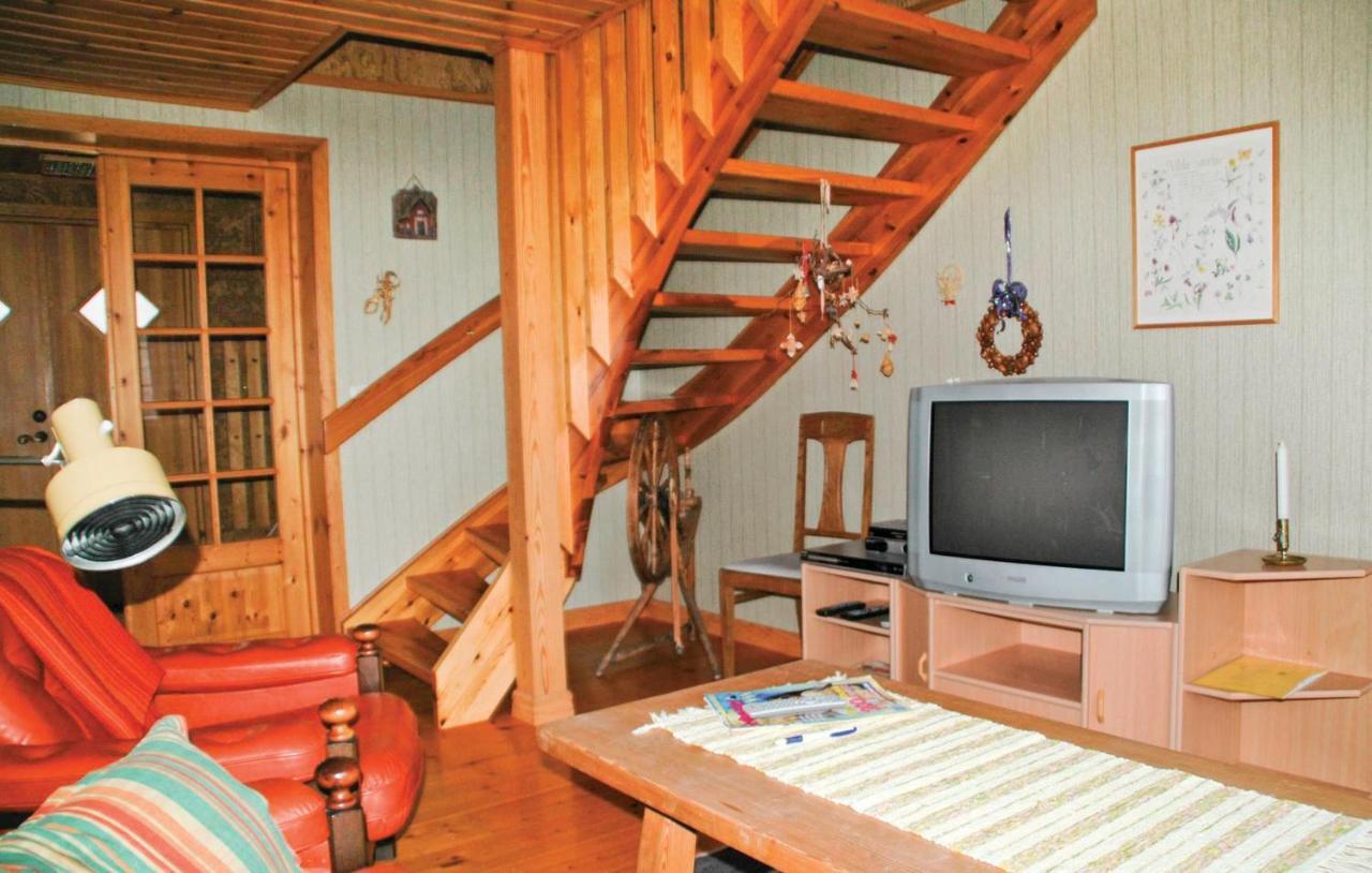 Cozy Home In Uddevalla With Wifi Häljebol Eksteriør billede